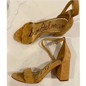 Sam Edelman Camel Scalloped Heeled Sandals, Size 8.5